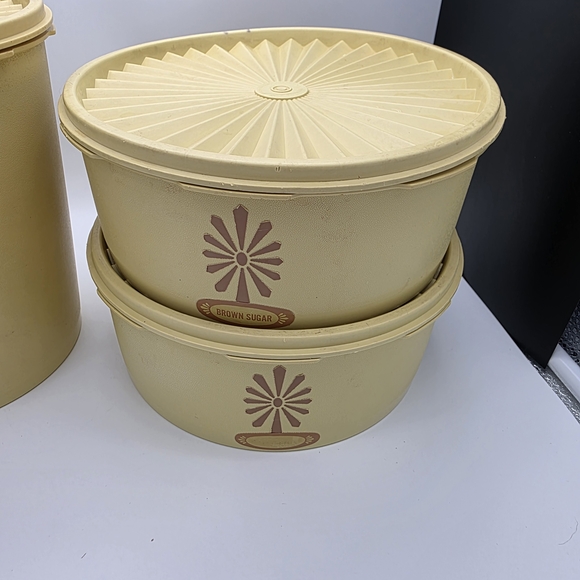 Vintage Tupperware  Storage Containers - Picture 2 of 7
